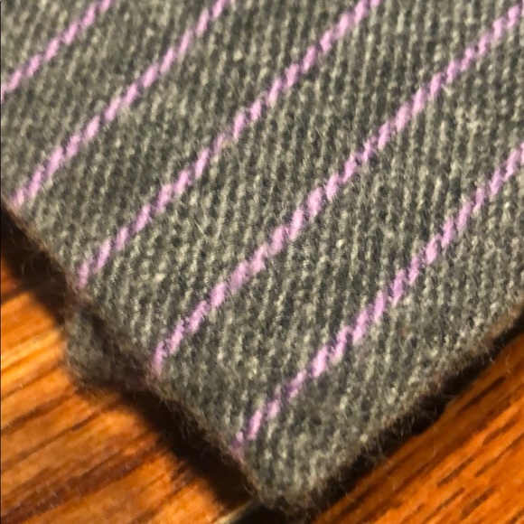 Cashmere & silk Italian tie: 3 1/2 inches, clean - Picture 2 of 7